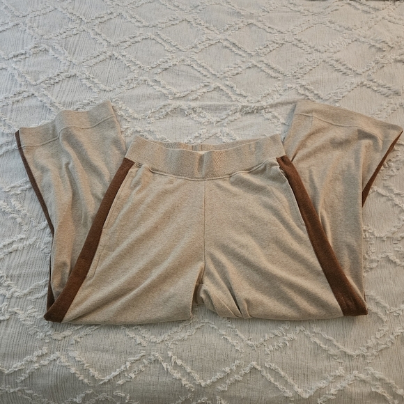 PACT Sweatpants M NWOT Organic Cotton Stretchy Wide Leg Pockets Stripe Lounge - Picture 1 of 8